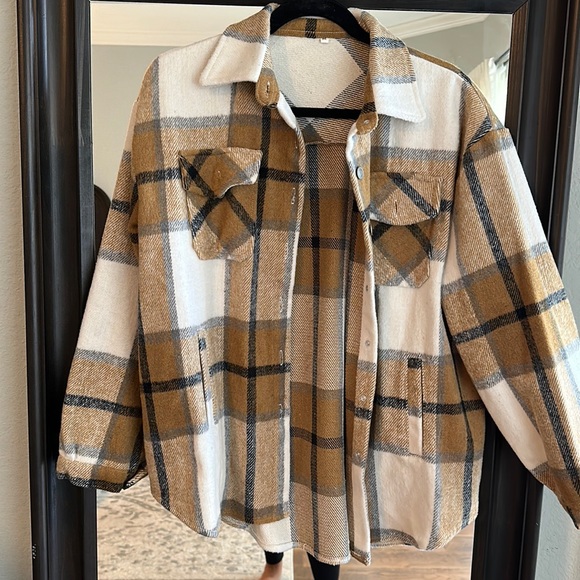 Flannel Amazon shacket - Picture 1 of 2